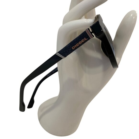 Diesel Womens Round Black Sunglasses With Denim Accents & Dark Lenses 3-2.4 - Picture 3 of 16
